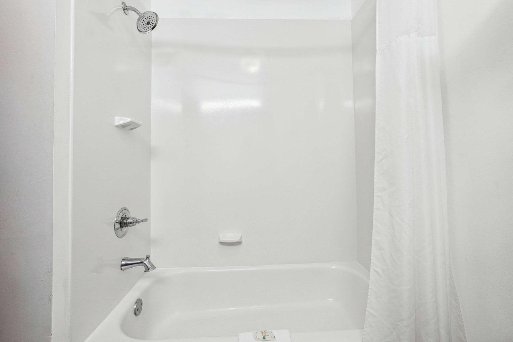 Quality Inn & Suites Dawsonville Eksteriør billede