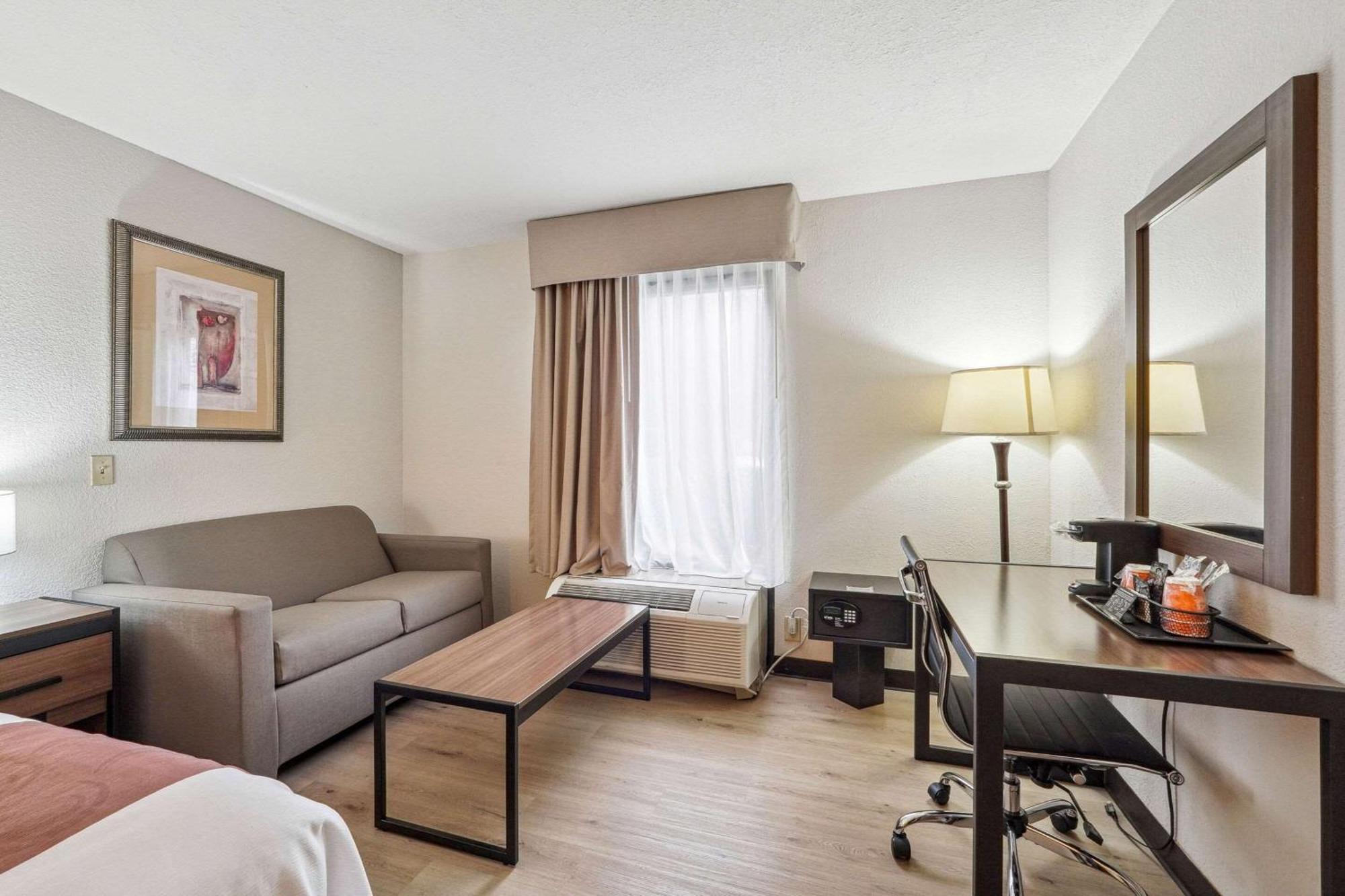 Quality Inn & Suites Dawsonville Eksteriør billede